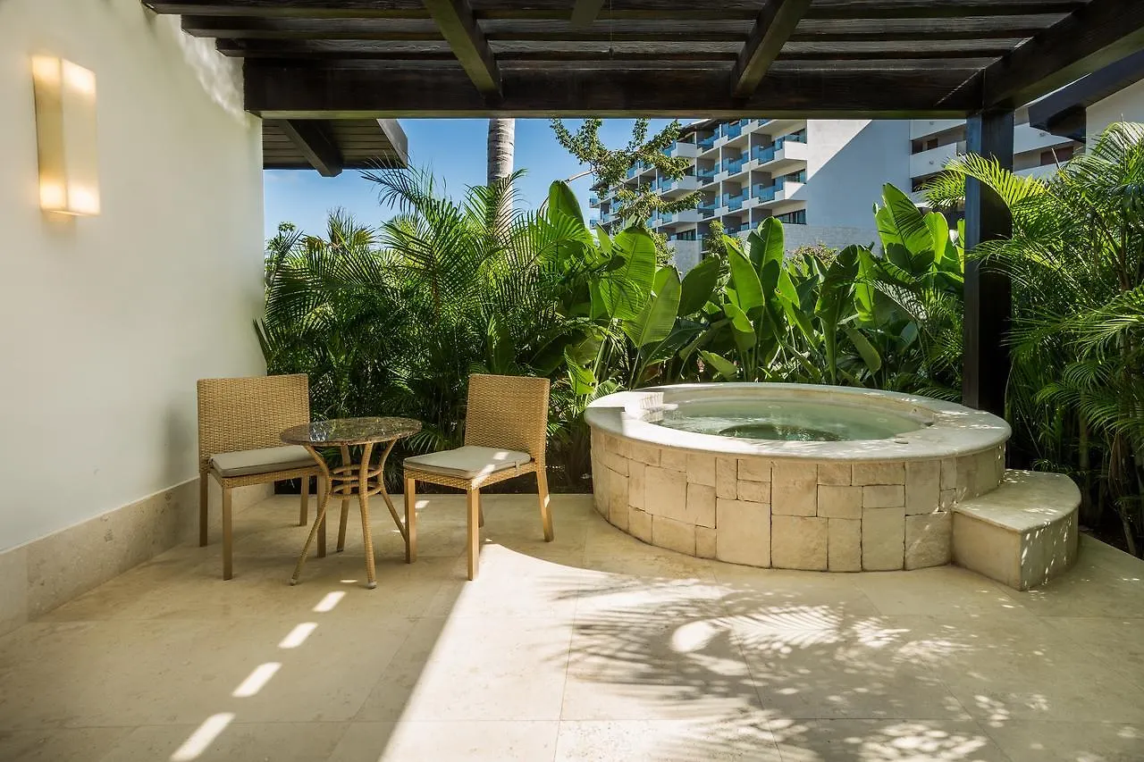 Dreams Playa Mujeres Golf & Spa Resort