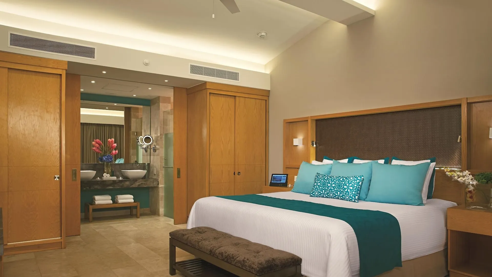 Dreams Playa Mujeres Golf & Spa Resort